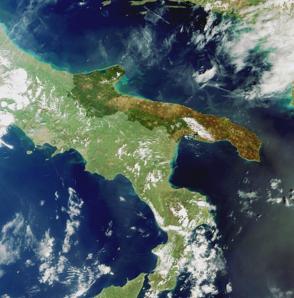 puglia foto satellitare